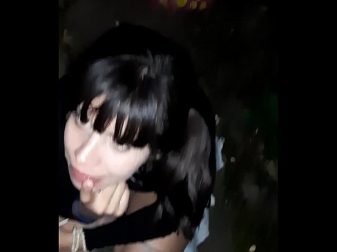 ❤️ በመንገድ ላይ ከረሜላ ምትክ ብልት ያበጠ በ%am.sexeey.ru ﹏
